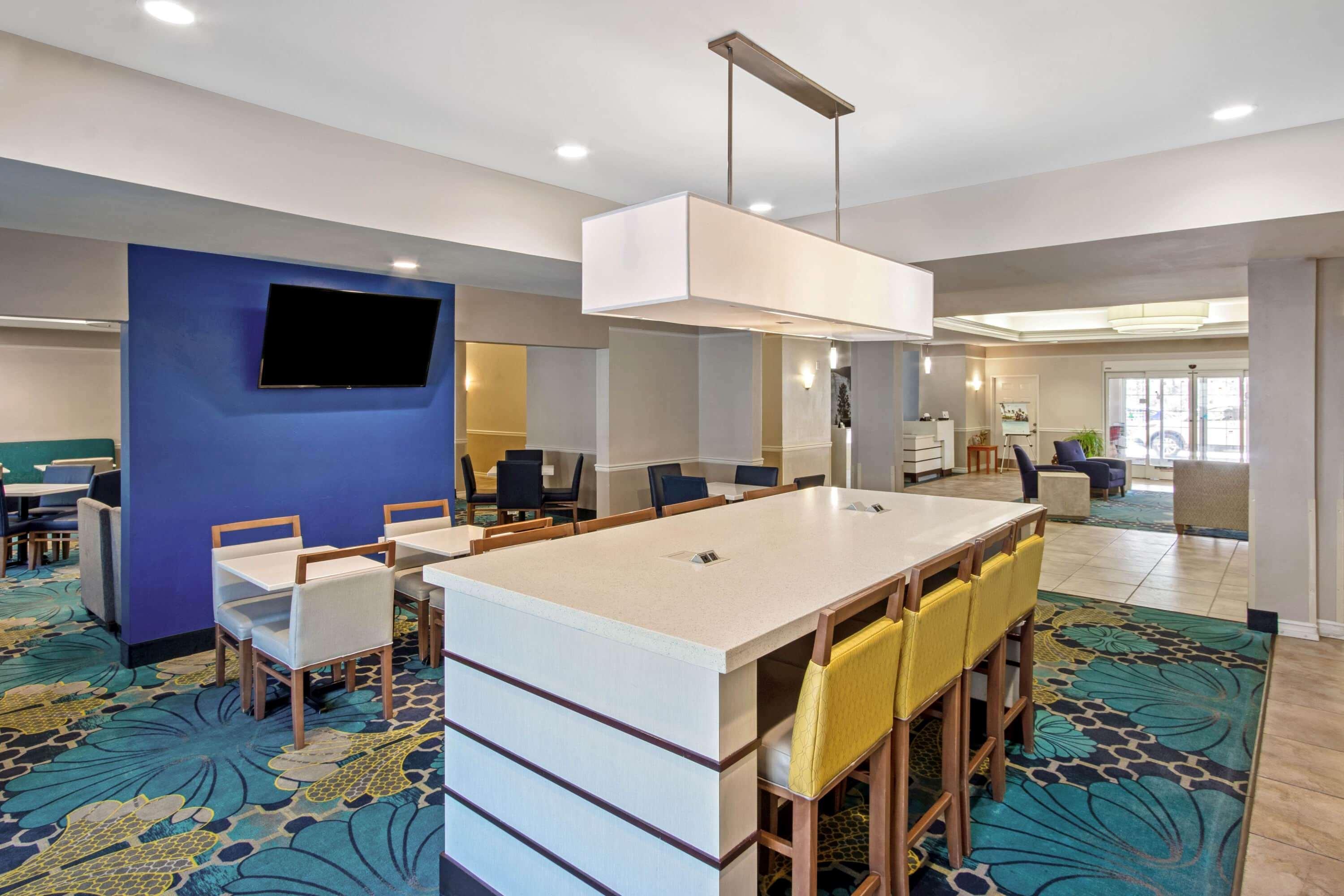 Отель La Quinta By Wyndham Ruidoso Downs Экстерьер фото
