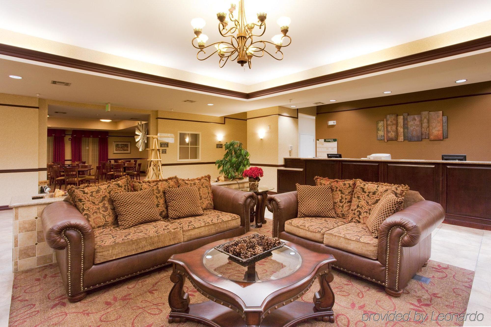 Отель La Quinta By Wyndham Ruidoso Downs Интерьер фото